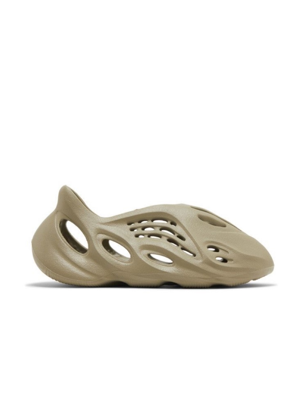 Yeezy Foam Runner in Sandstone Tan - Picture 2 of 6